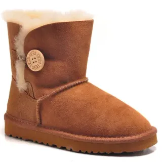 UGG Classic Short Tan Shearling-Lined Snow Boots