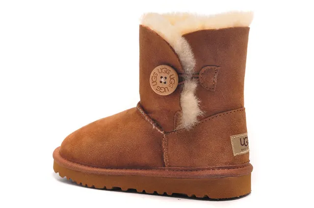 UGG Classic Short Tan Shearling-Lined Snow Boots 4