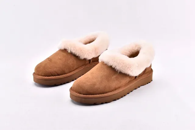 UGG Nita Chestnut Suede Shearling-Lined Snow Boots 2
