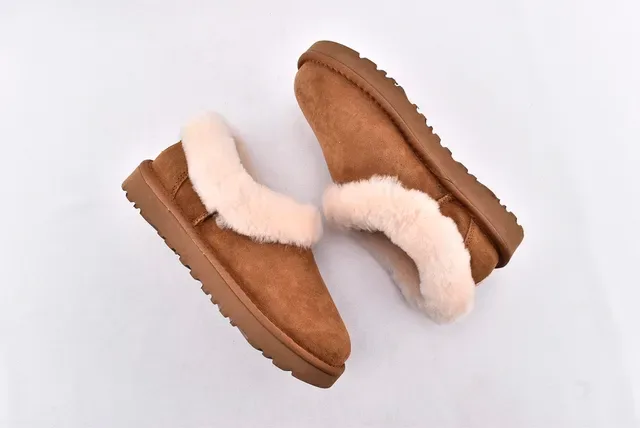 UGG Nita Chestnut Suede Shearling-Lined Snow Boots 12