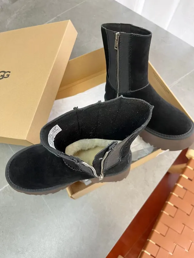 UGG Tasman Black Suede Platform Ankle Boots 7