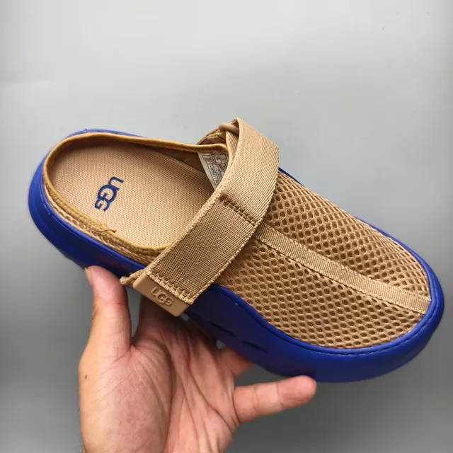 UGG Tasman كلوج أزرق و بني شبكي 3