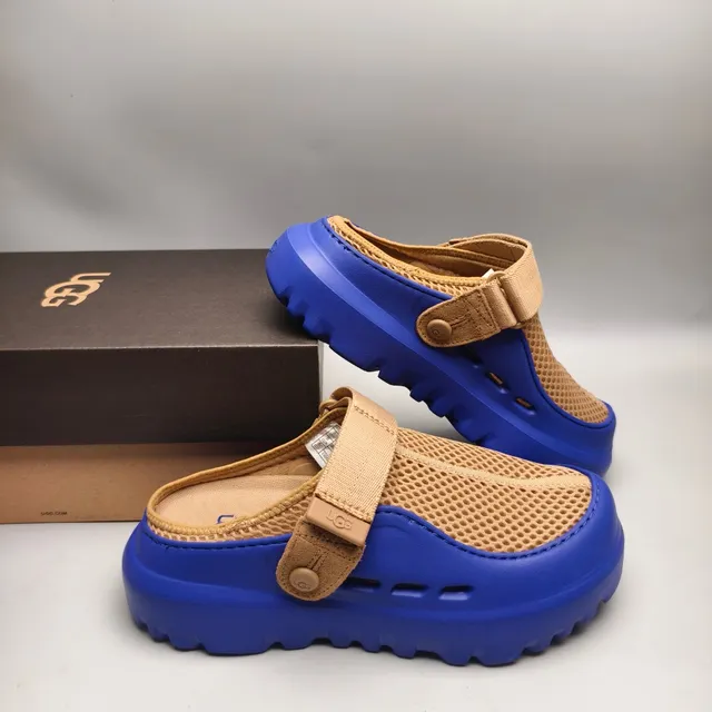 UGG Tasman كلوج أزرق و بني شبكي 6