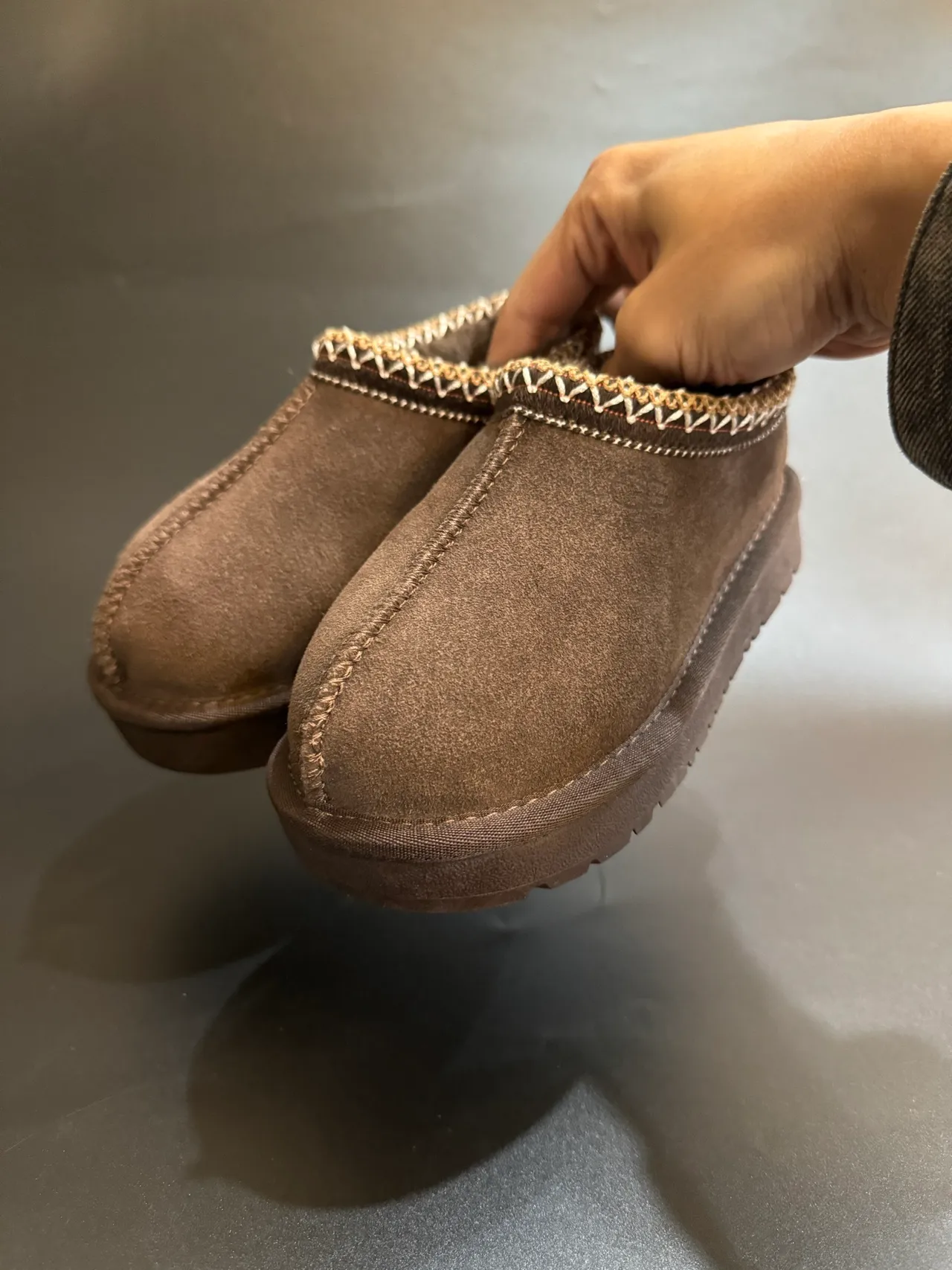 UGG Tasman Camel Suede Shearling-Lined Low Snow Boots 13