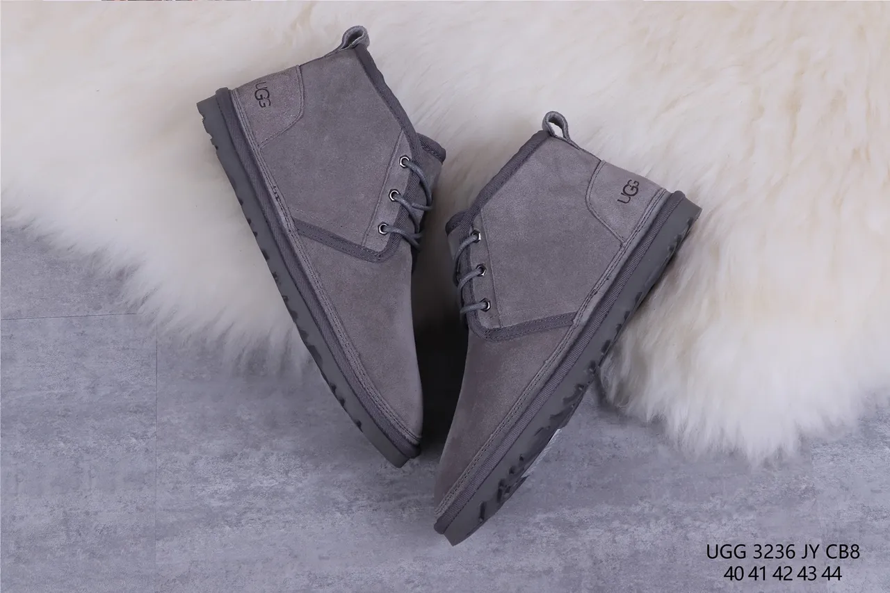 UGG Tasman Botas de Nieve de Ante Gris con Forro de Cordero y Cordones 7