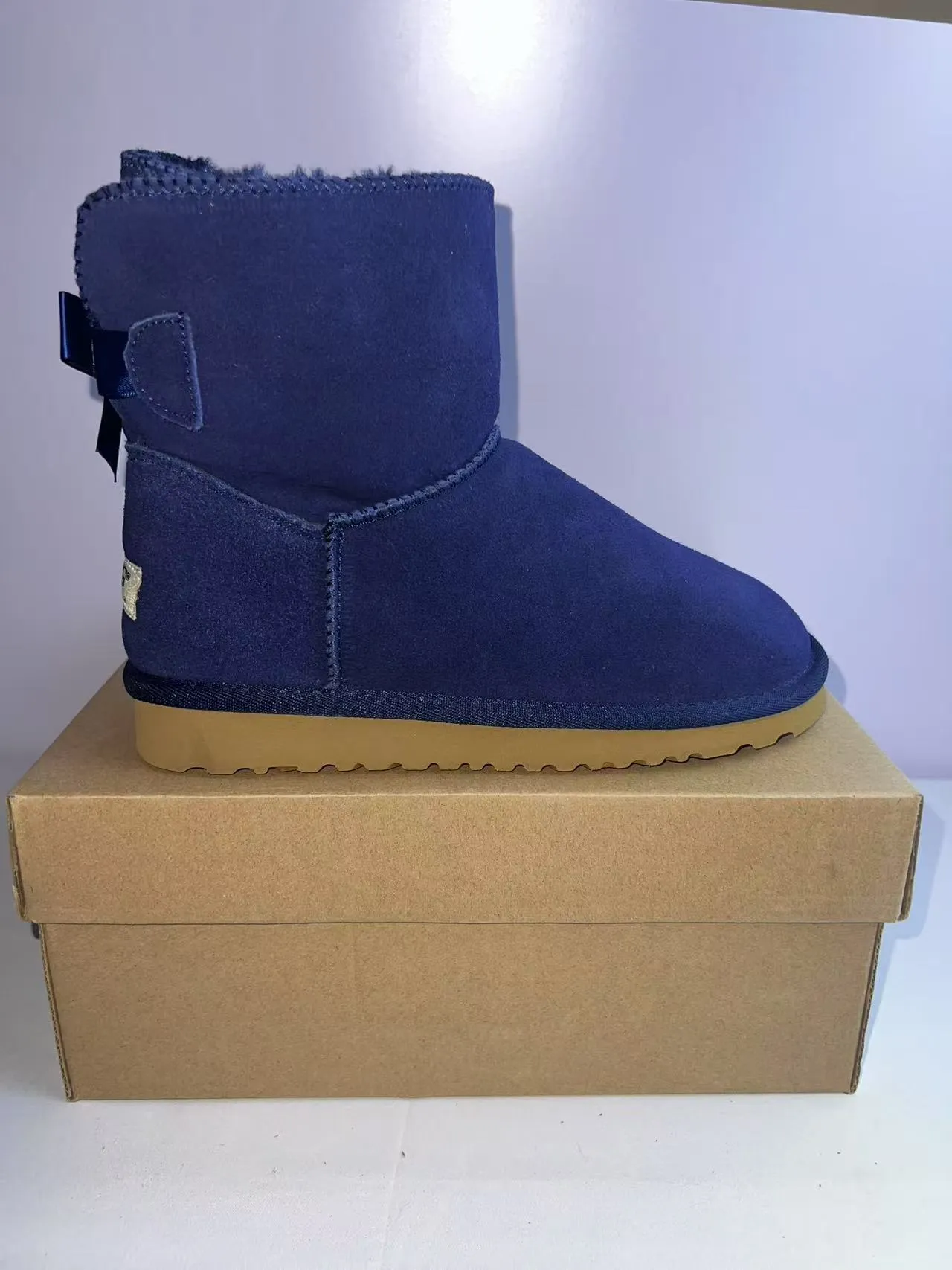 UGG Tasman Navy Satin Bow Botas de Neve 3