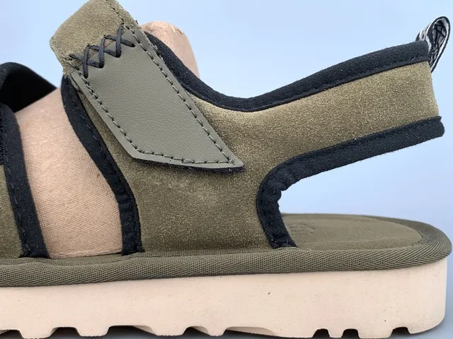 UGG Tasman Vert Olive Sandales Casual 7