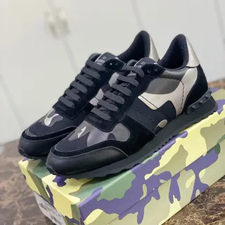 Valentino Zapatillas Lifestyle Negro Plata con Paneles Camo y Tacón Studded