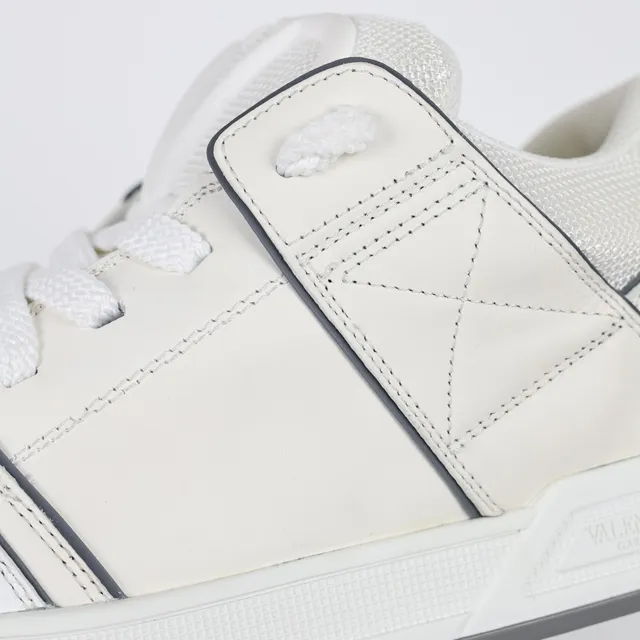 Valentino Rockstud Quilted White Lifestyle Sneakers 6