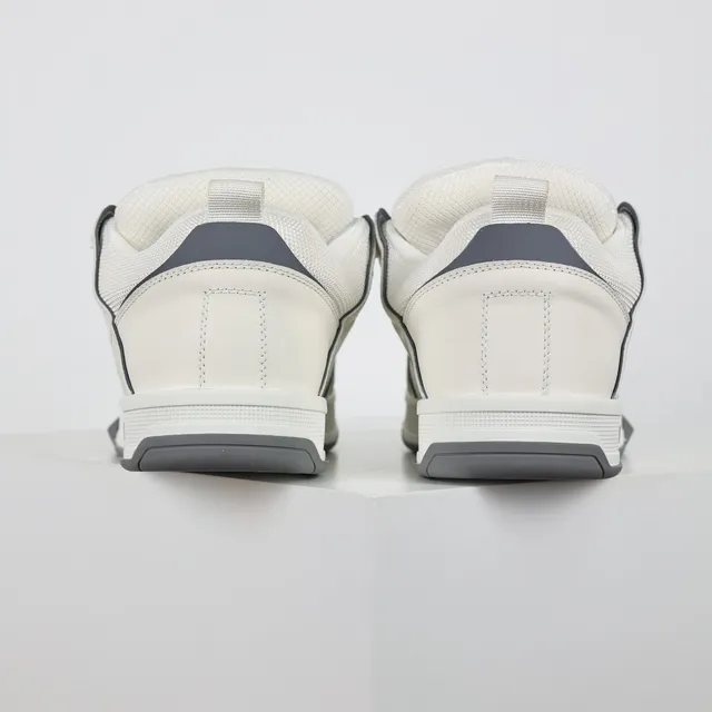 Valentino Rockstud Quilted White Lifestyle Sneakers 8
