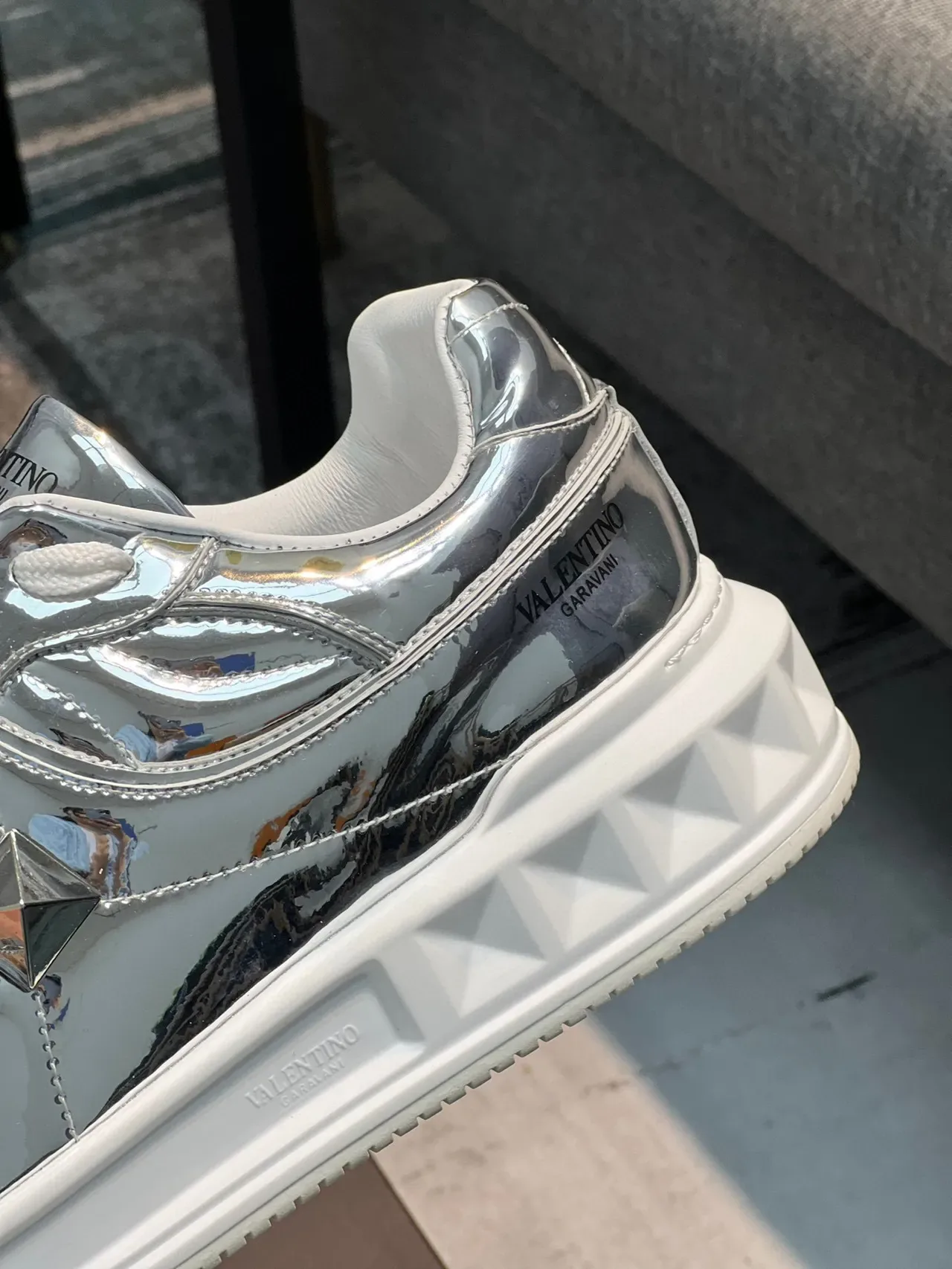 Valentino Rockstud Runner Silver White Metallic Upper Sculpted Geometric Sole Chunky Sneakers 8