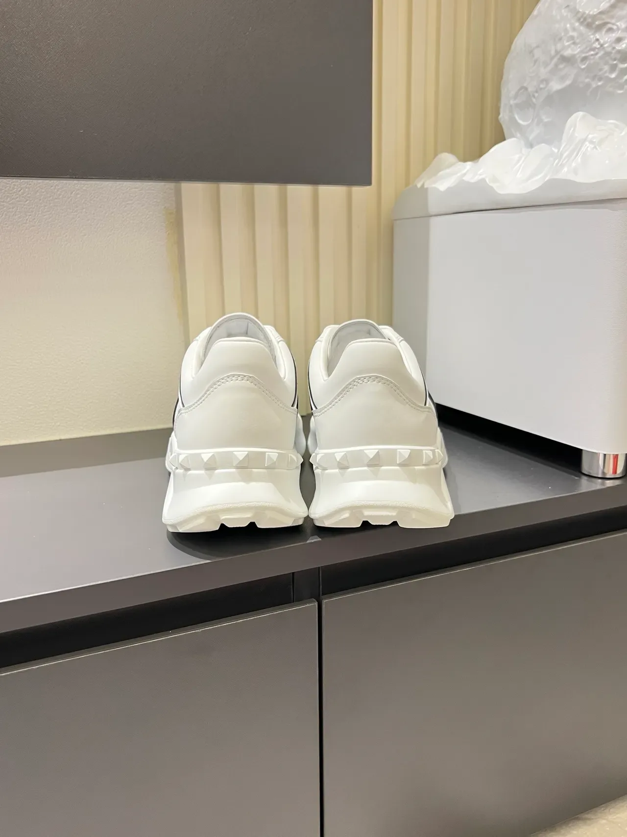 Valentino Rockstud White Black Sculpted Chunky Sole Triangular Heel Studs Lifestyle Sneakers 2