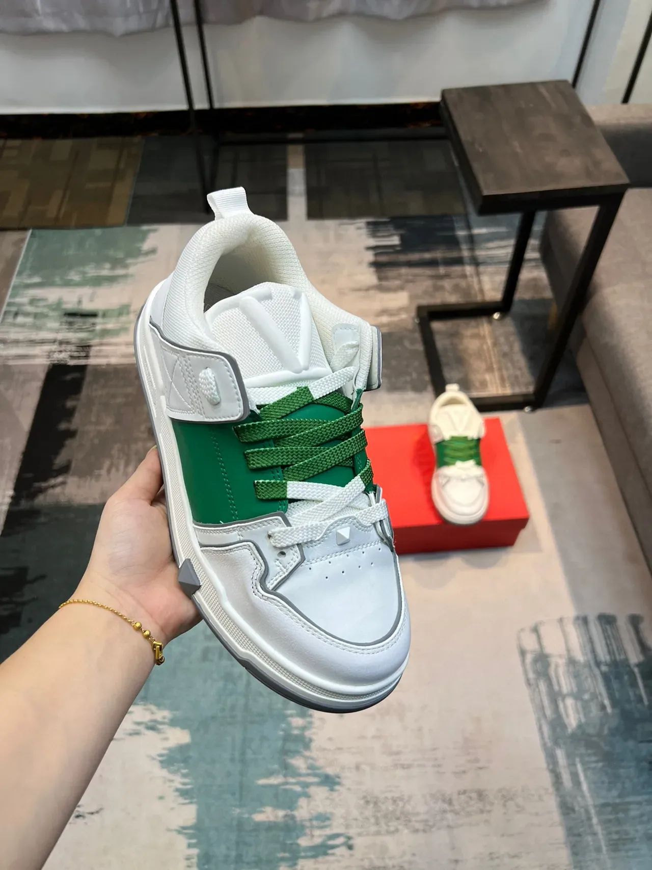 Valentino Rockstud Tênis Lifestyle Branco e Verde color-block de Couro e Painel de Construção 6