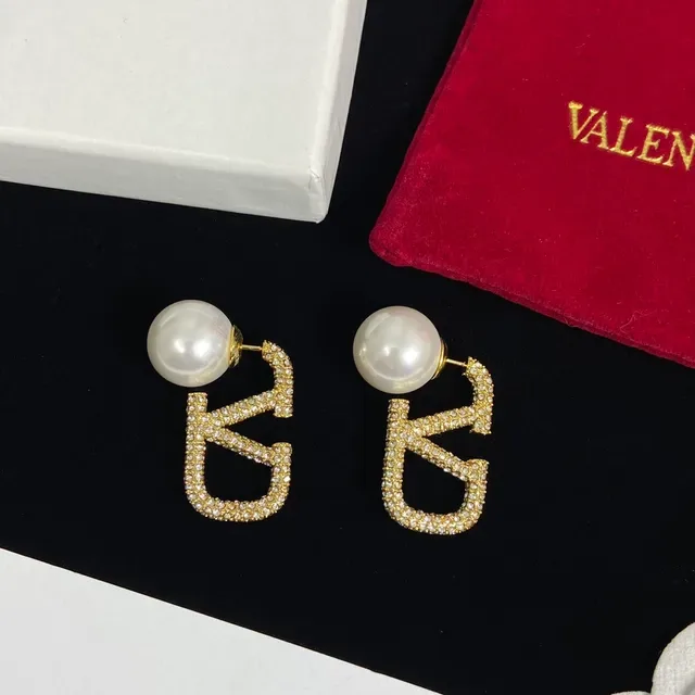 Valentino VLTN Boucles d'oreilles Perles et Cristal Pavé V-Motif 6