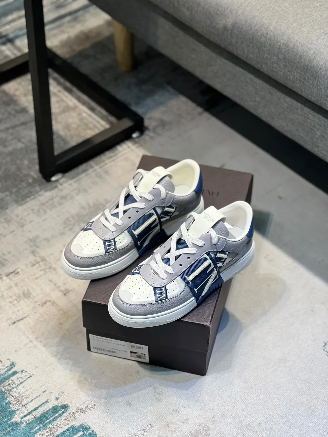 Valentino VLTN Gris Blanc Bleu Lifestyle Sneakers 7
