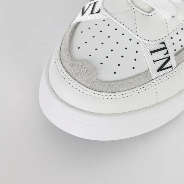 Valentino VLTN tênis lifestyle branco e preto 5