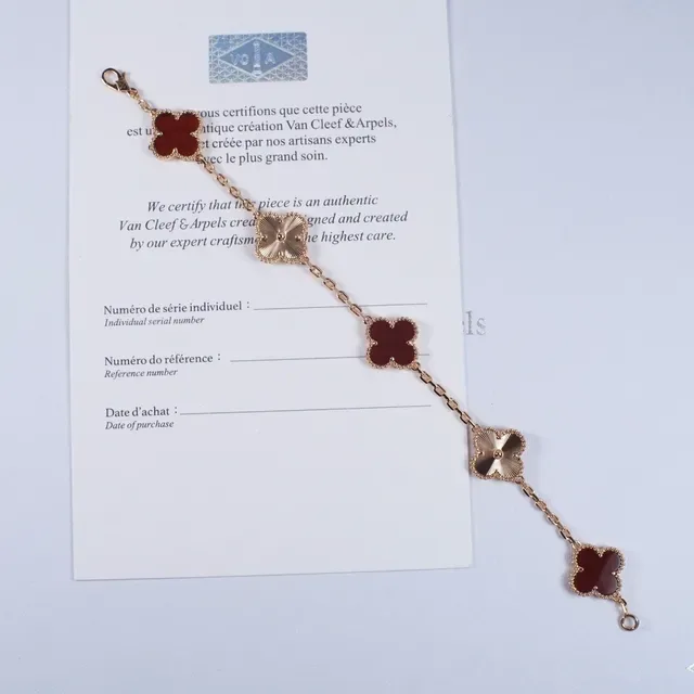 Van Cleef & Arpels Alhambra Bracelet Cinq Motifs Émail Rouge et Or 8