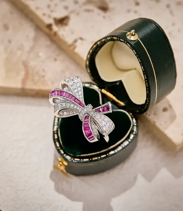 Van Cleef & Arpels Pink Silver Bow-Shaped Baguette-Cut Ruby Brooch 8