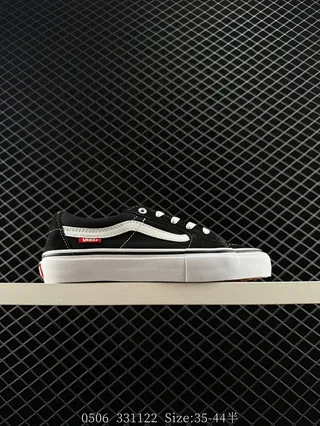 Vans Old Skool Black and White Skateboard Shoes 2