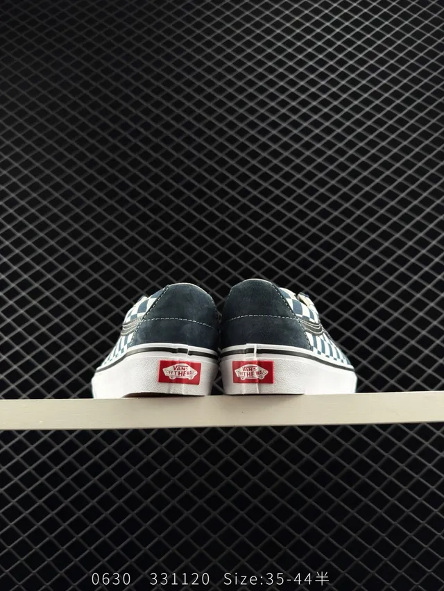Vans Old Skool Navy and White Checkerboard Skateboard Shoes 2