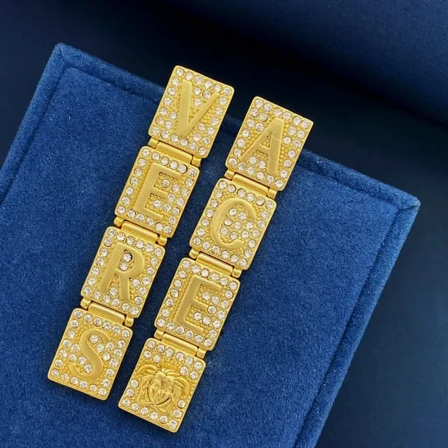 Boucles d'oreilles Versace Alphabet Or Argent Pavé-Crystal Lettres-Bloc 4