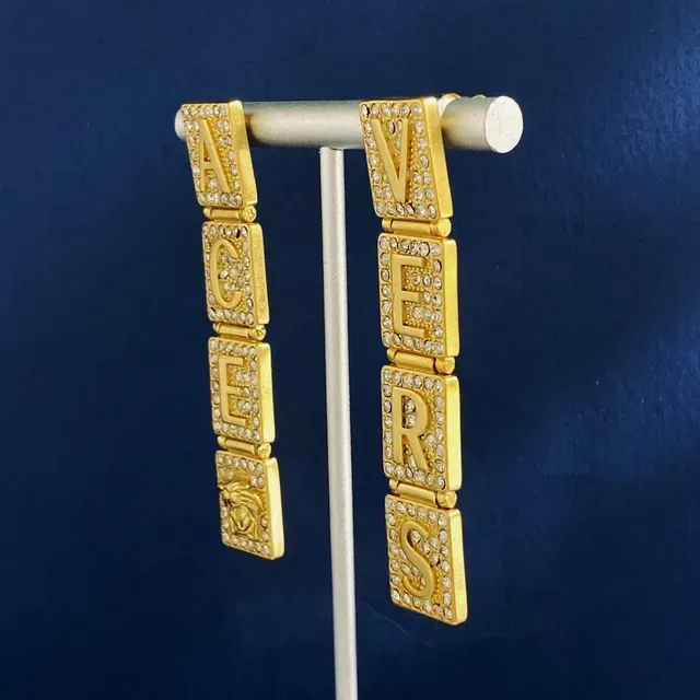 Boucles d'oreilles Versace Alphabet Or Argent Pavé-Crystal Lettres-Bloc 5