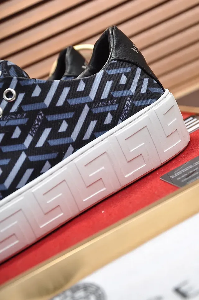 Versace Black Blue Geometric Greca-Print Textile Upper White Cupsole Lifestyle Sneakers 2