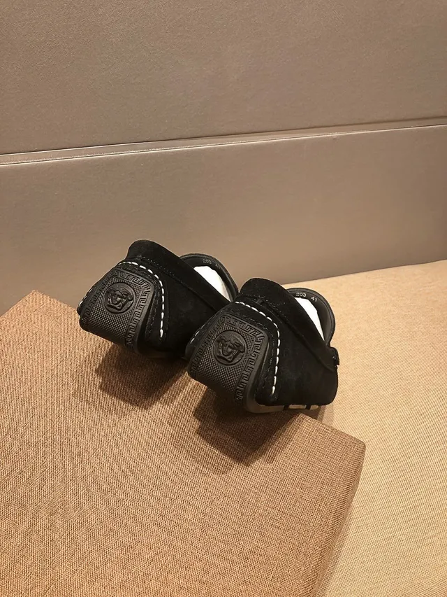 Versace Chain Reaction Noir Or Style Imitation Daim Supérieur Couture Contraste Blanc Mocassin 2