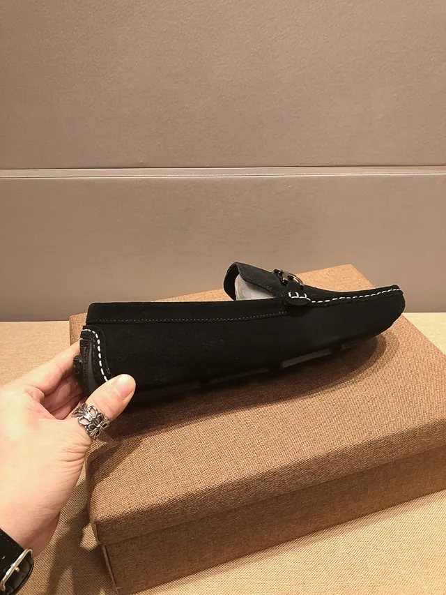 Versace Chain Reaction Noir Or Style Imitation Daim Supérieur Couture Contraste Blanc Mocassin 4
