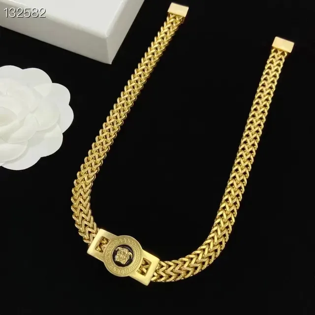 Versace Chain Reaction Collier Chaîne Tressée Dorée 4
