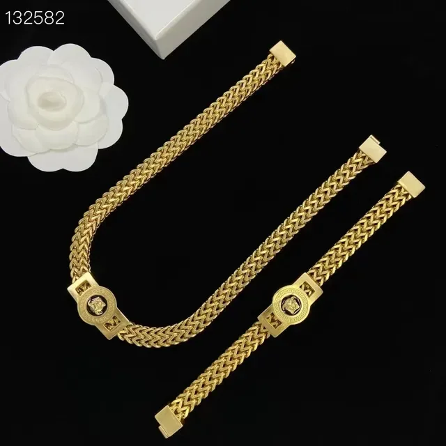 Versace Chain Reaction Collier Chaîne Tressée Dorée 6
