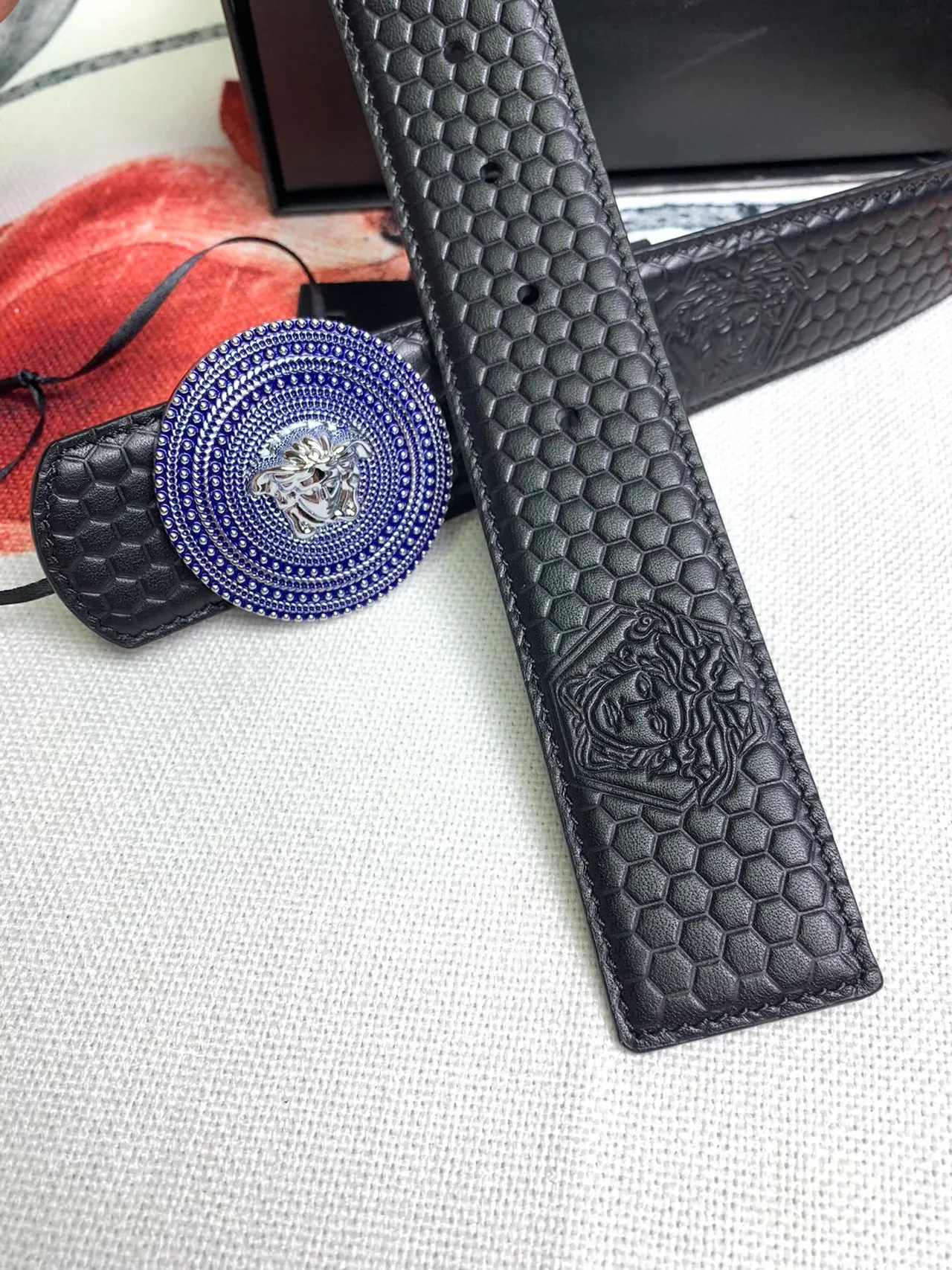 Cinto Versace Medusa Preto Azul Hexagonal Matelassado Cabeça Fivela Couro Cinto 3