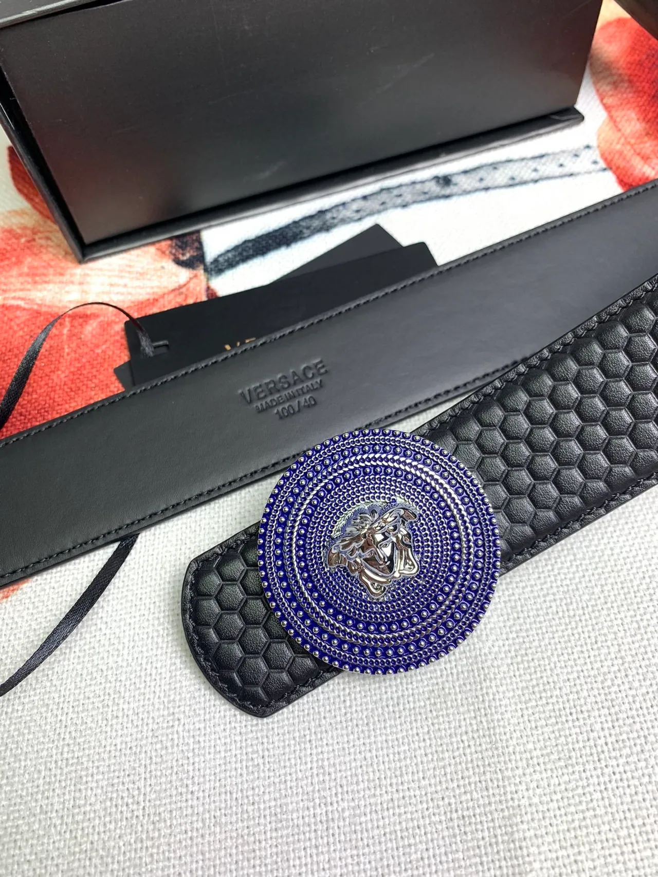 Cinto Versace Medusa Preto Azul Hexagonal Matelassado Cabeça Fivela Couro Cinto 4