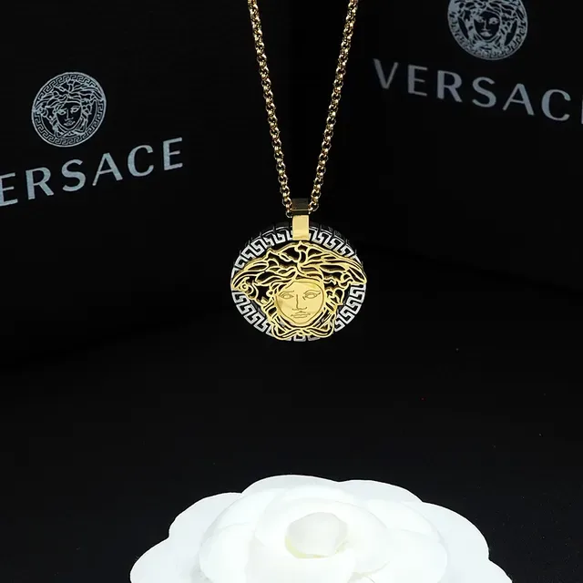 قلادة Versace Medusa ذهب فضة رأس مفتوح إطار مفتاح يوناني 5
