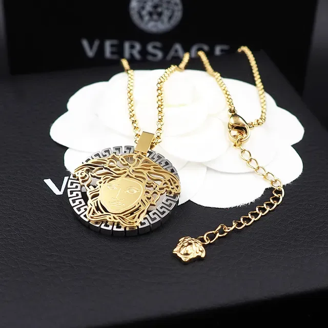 قلادة Versace Medusa ذهب فضة رأس مفتوح إطار مفتاح يوناني 7