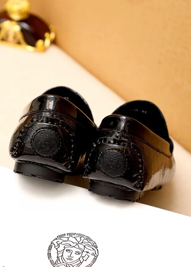 Versace Medusa Mocassin Noir Cuir Patenté Holographique 3