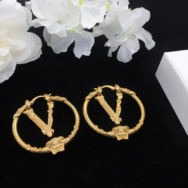 Versace Medusa V Boucles d'oreilles à anneau dorées 2