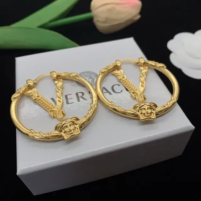 Versace Medusa V Boucles d'oreilles à anneau dorées 5