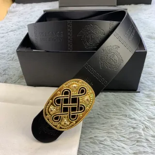 Versace Odissea काला सोना मैट एम्बॉस्ड मेडूसा हेड्स चमड़े का बेल्ट