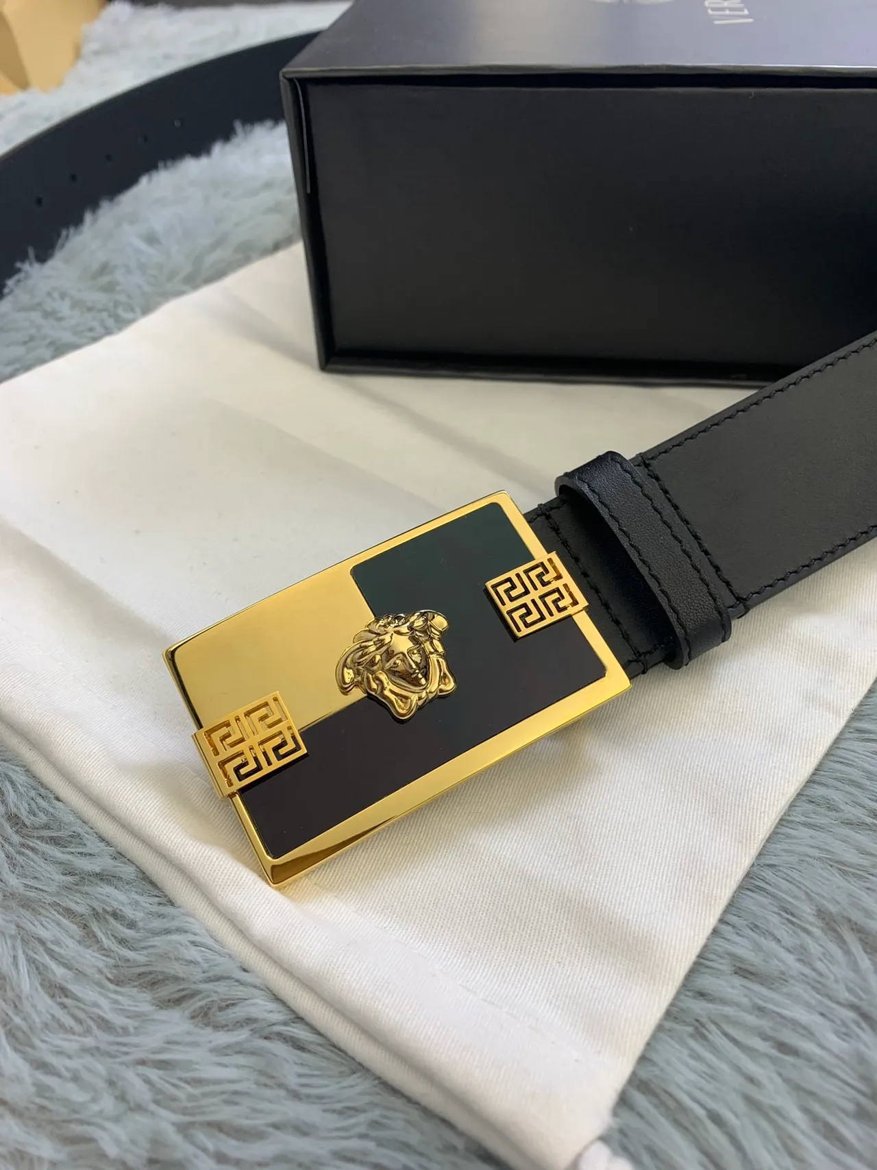 Versace Odissea Black Gold Smooth Rectangular Buckle Leather Belt 9