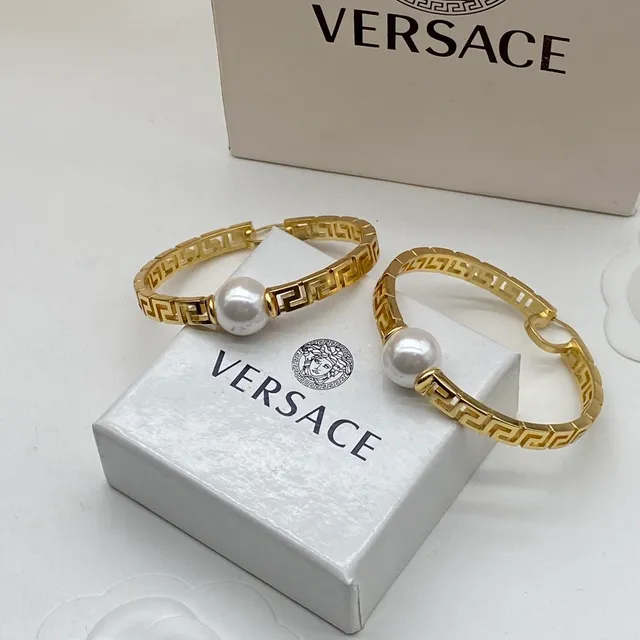 Versace Odissea Dourado Grego Chave Pérola Brincos Argola 3