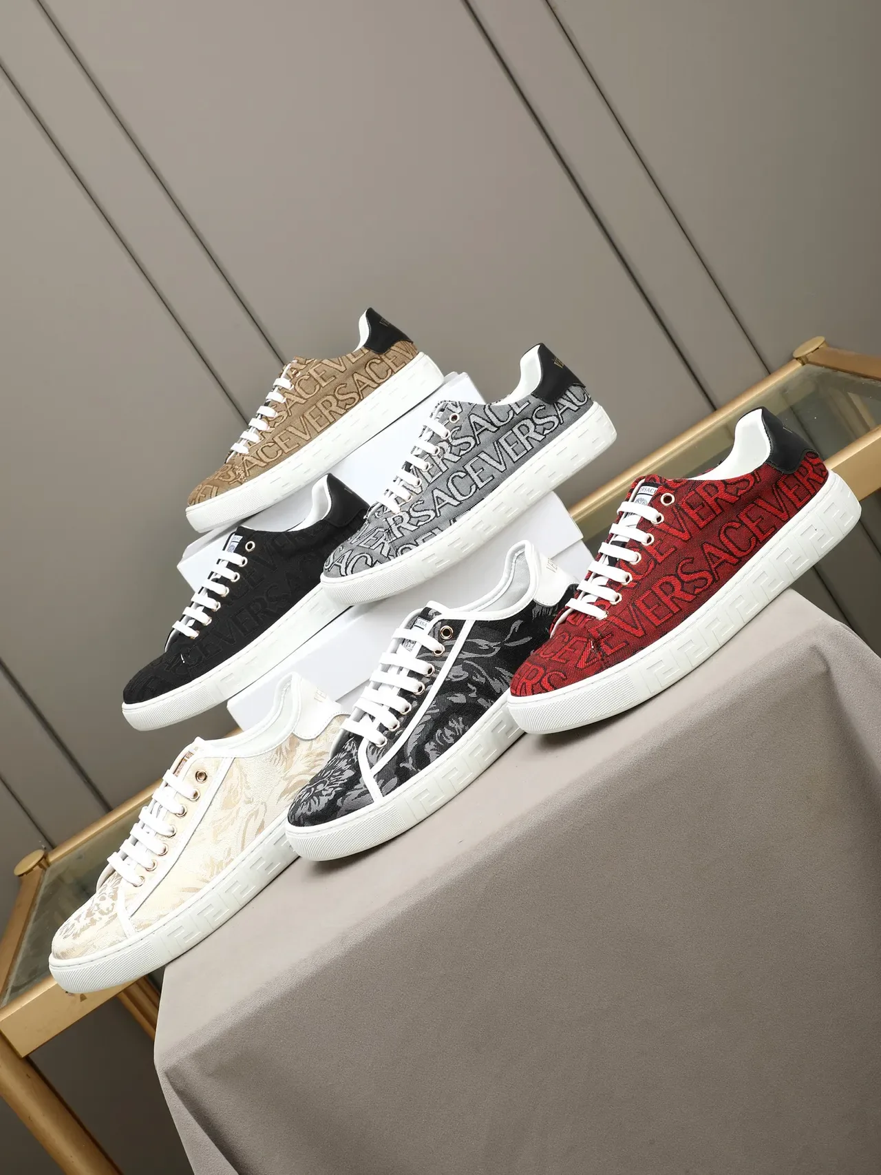 Versace Odissea Gris Blanc Monogrammé Supérieur Textil Clé Grecque Semelle Milieu Lifestyle Sneakers 2