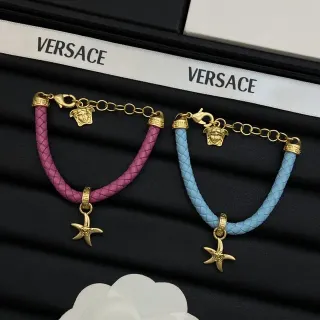 Versace Pulsera de Cuero Trenzado Rosa Azul con Encanto Medusa Dorado