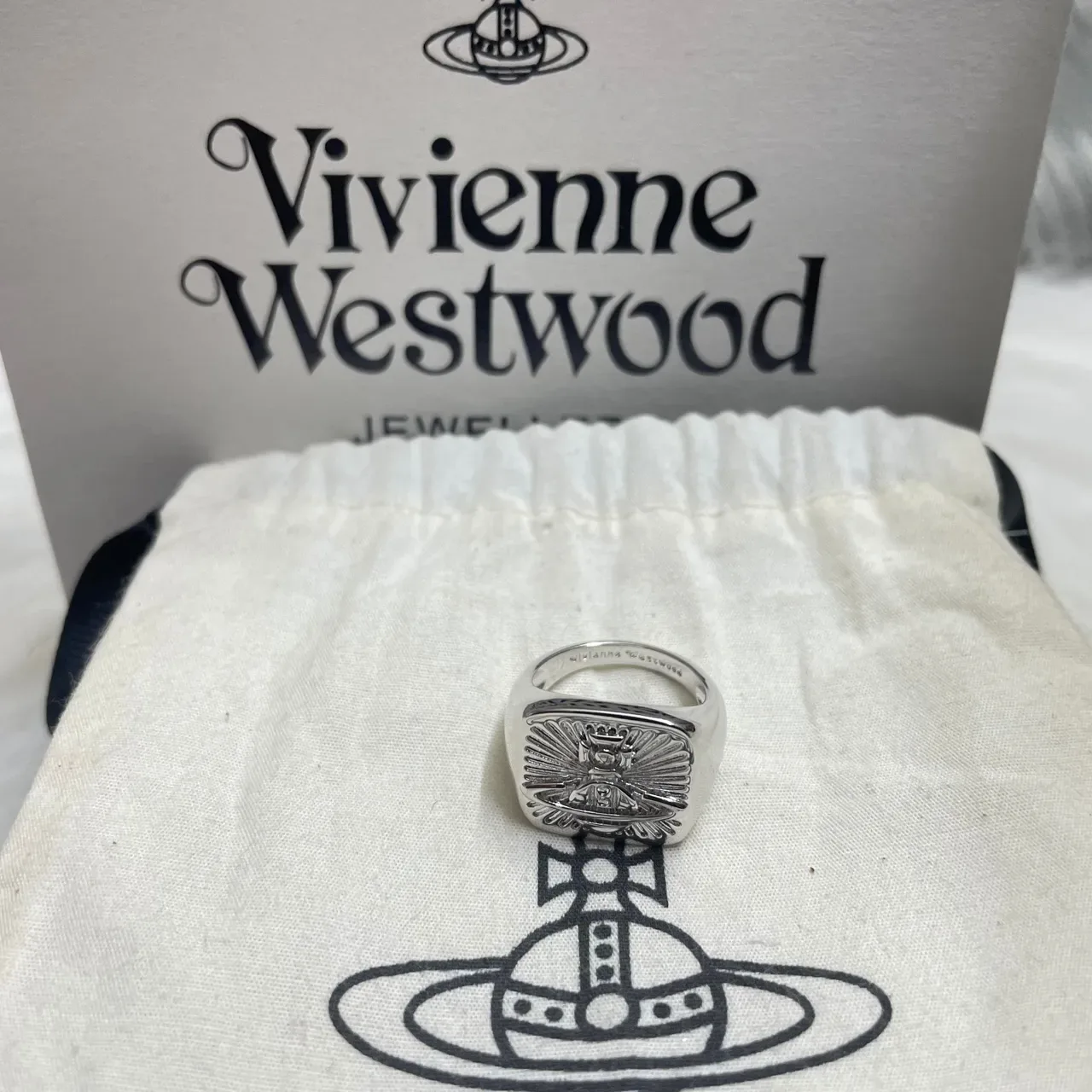 Vivienne Westwood Orb Signet Ring Polished Silver Rings 3
