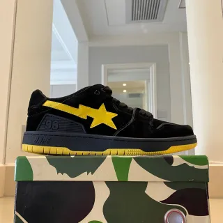 A Bathing Ape Black and Yellow Star Logo Skateboard Shoes