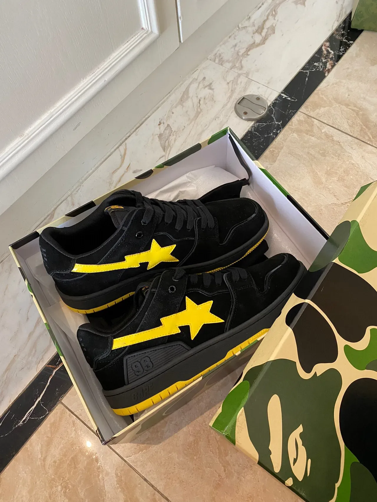 A Bathing Ape Chaussures de Skateboard Noir et Jaune Logo Étoile 2