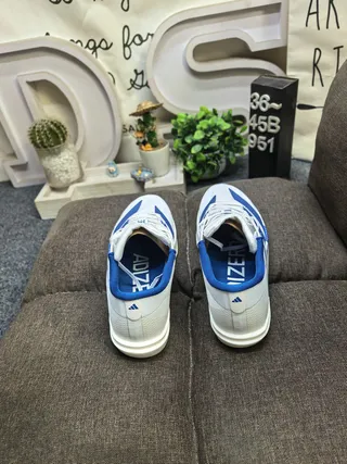 Adidas Adizero Adios 10 Zapatos de correr blancos y azules 8