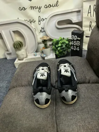 Adidas adizero SFT-400 काली सफेद चांदी लाइफस्टाइल स्नीकर 8