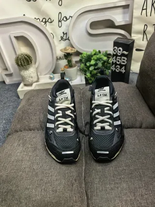 Adidas adizero SFT-400 काली सफेद चांदी लाइफस्टाइल स्नीकर 10