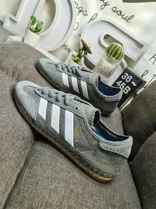 Adidas Beige White Woven Textile Upper Three-Stripe Side Panel Lifestyle Sneakers 17